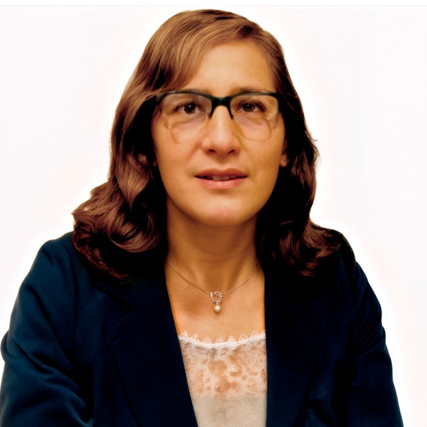Dra. Ing. Yessenia Bernales Guzmán, Secretaria de Actas del Jurado Calificador